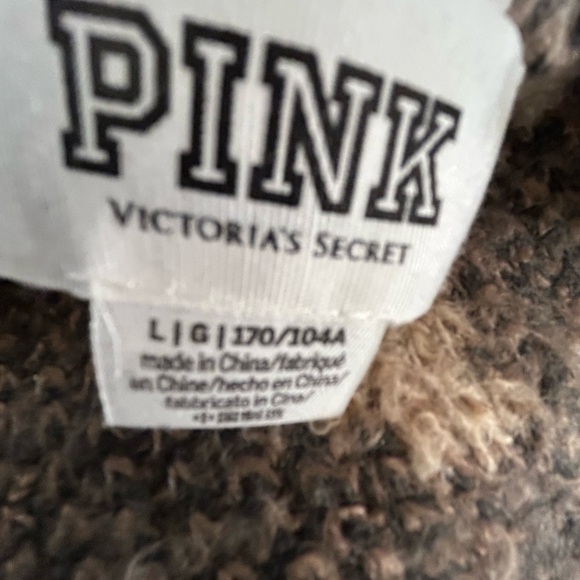 PINK Victoria Secret Reversible Deep plunge V oversized long haired sweater - Picture 5 of 5